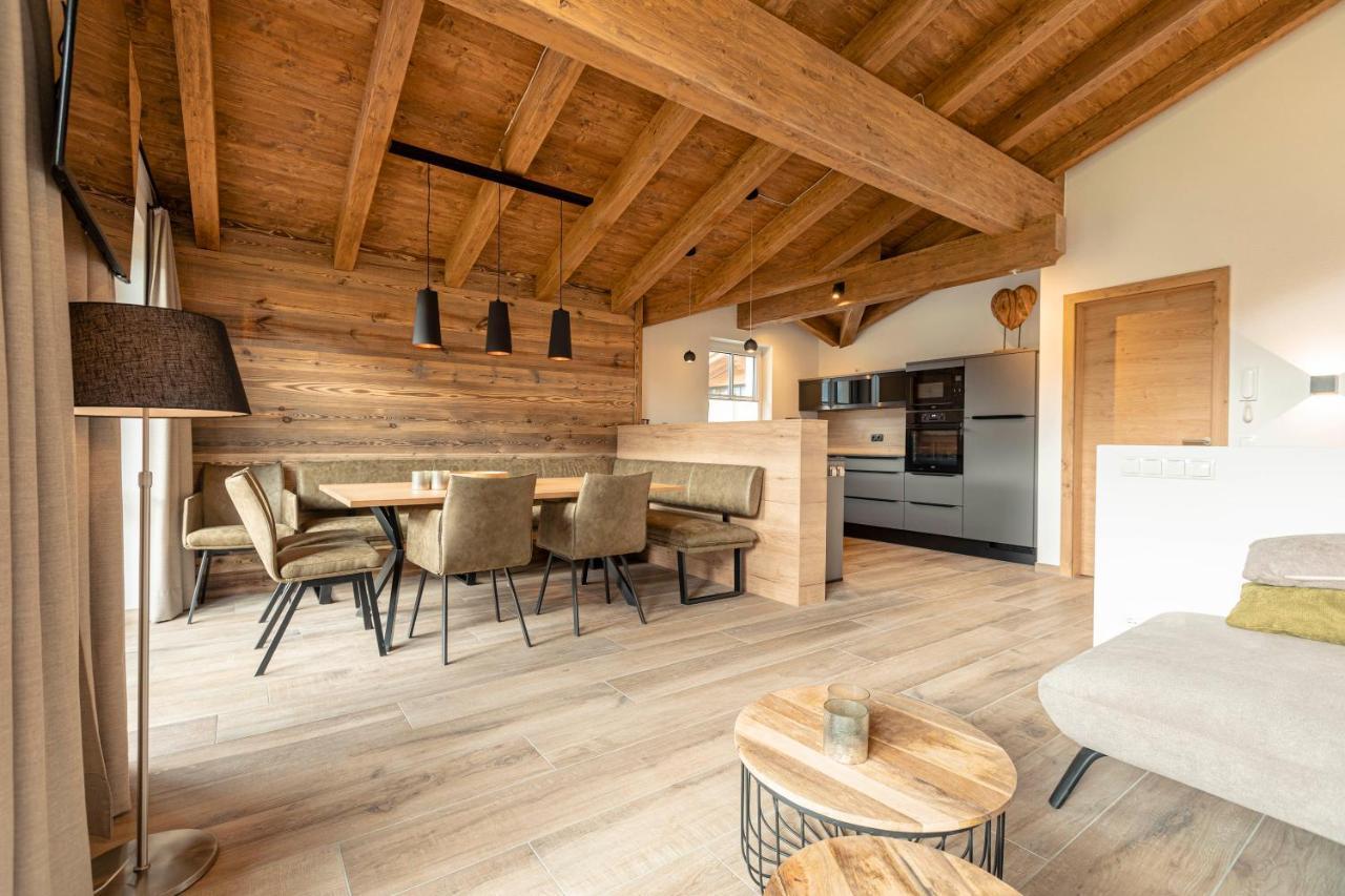Tauernlodges Uttendorf By Alps Resorts Bagian luar foto