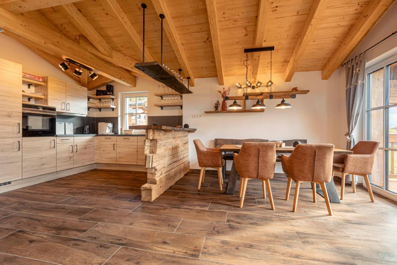 Tauernlodges Uttendorf By Alps Resorts Bagian luar foto